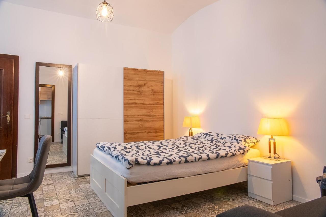Family&Friends Apartments Schoenbrunn Viena Exterior foto