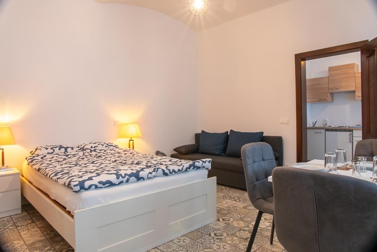 Family&Friends Apartments Schoenbrunn Viena Exterior foto
