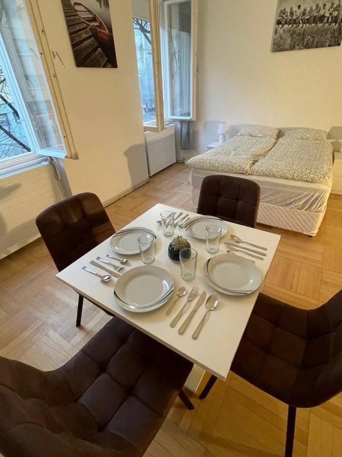 Family&Friends Apartments Schoenbrunn Viena Exterior foto
